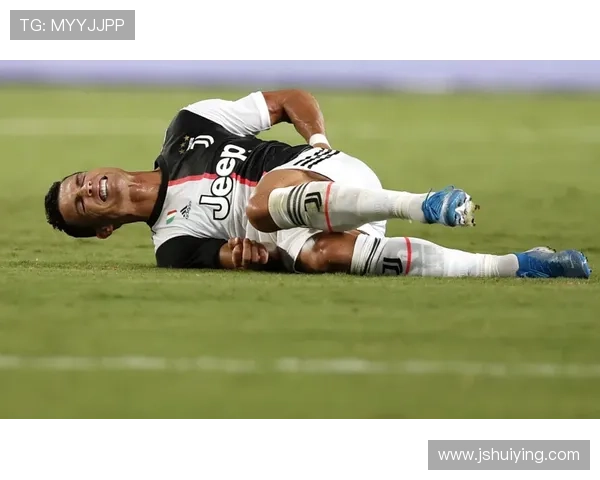 施塔赫任意球破门 亚伯拉罕扳平比分